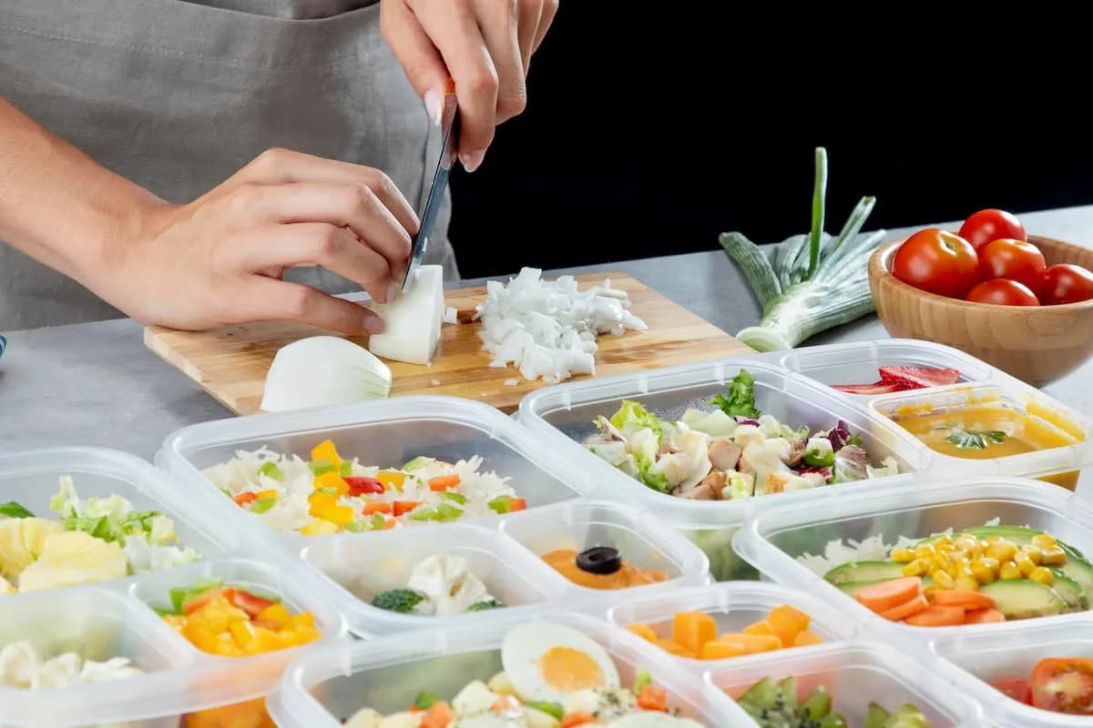 Jaki catering dietetyczny Warszawa – sprawdź najlepsze oferty i ceny